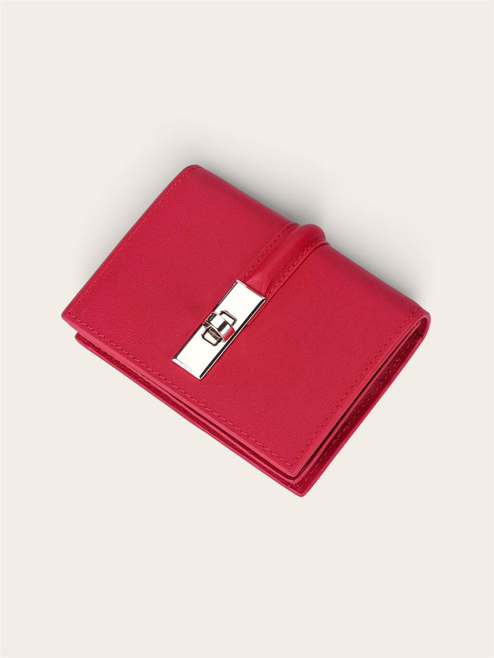 Genuine leather structured card holder with golden detail